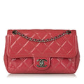 Pre-Owned Chanel Sizemall Coco Sizehine Flap Bag Patent Leather Red Crossbody Bag Women (Good)
