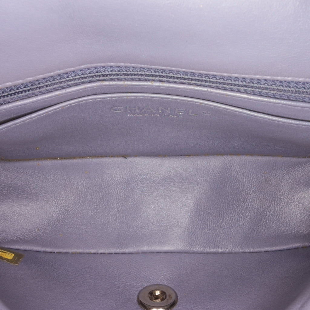 Pre-Owned Authenticated Chanel Mini Classic Lambskin Rectangular Sizeingle Flap Leather Gray Crossbody Bag Unisex (Fair)