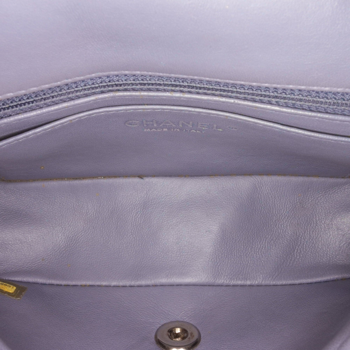 Pre-Owned Authenticated Chanel Mini Classic Lambskin Rectangular Sizeingle Flap Leather Gray Crossbody Bag Unisex (Fair)