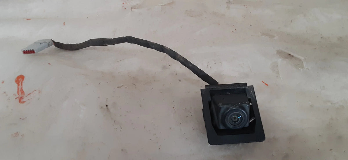 Pre-Owned 16 17 Chevrolet Camaro Rear View Back Up Camera OEM LKQ (Good)